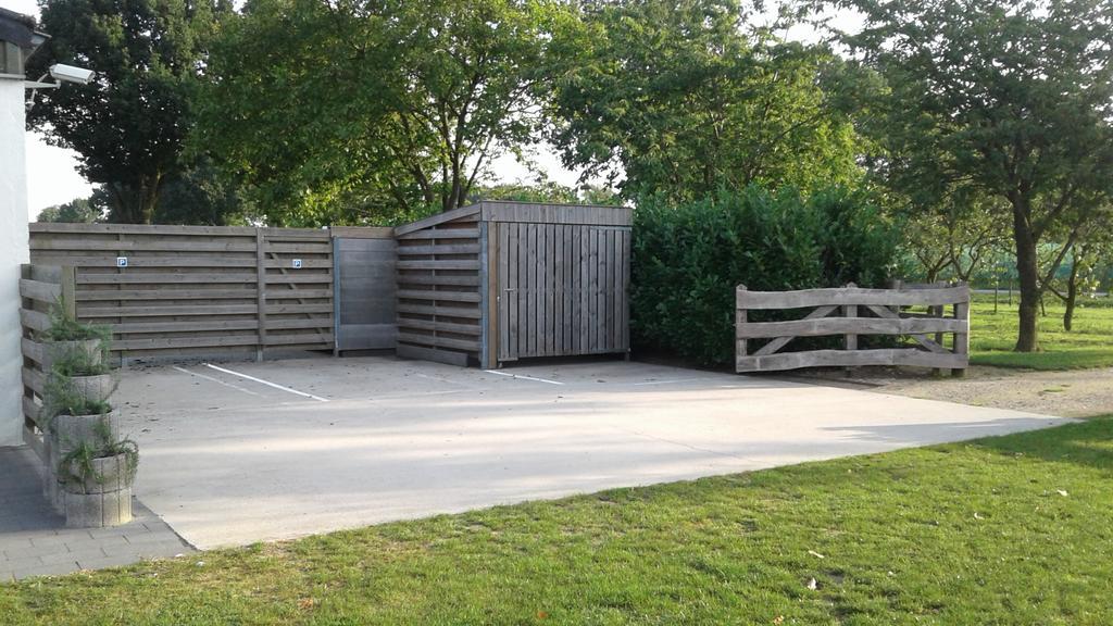 Camping en vakantiewoning 'Ut Tumpke' Kessel  Bagian luar foto